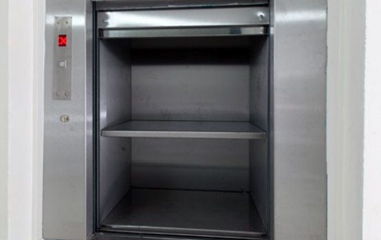 Dumbwaiter CENTRO dengan Sistem Aman & Performa Stabil